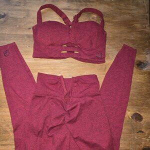 Bombshell Sportswear Buxom Bra & Victory Leggings